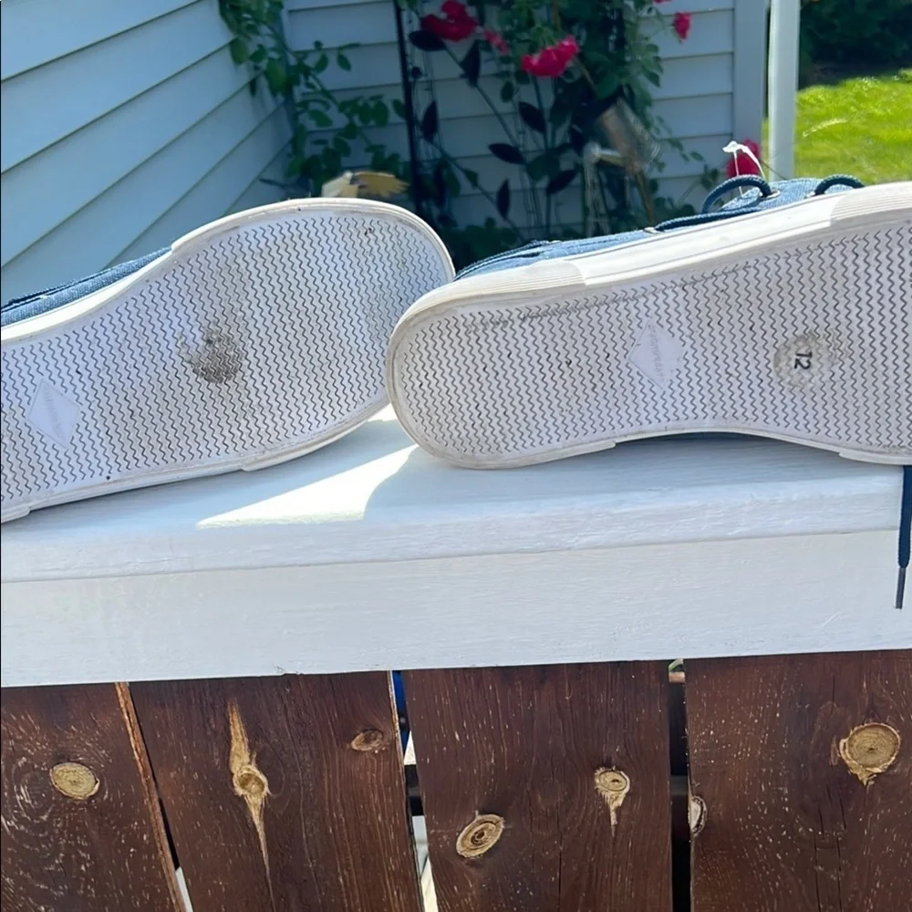 St. John's Bay Denim and White Boat Shoes #4